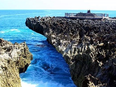 Bali Satu Hari ke Uluwatu | Water Blow Nusa Dua